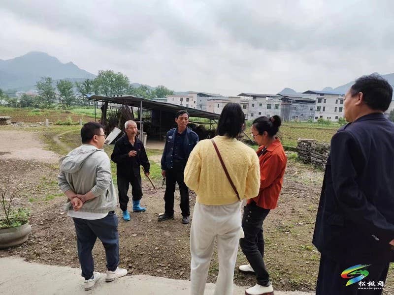 【法治松桃】普觉镇：镇村联动扎实开展道路交通安全“敲门行动”