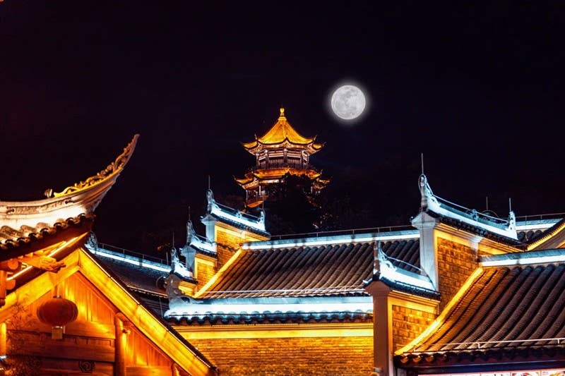 赶紧收藏！“五一”假期中南门系列活动来啦