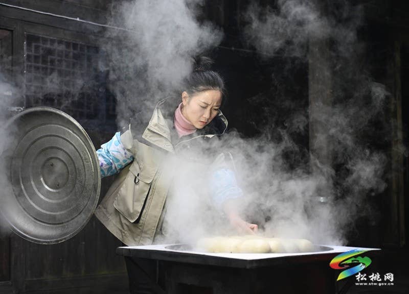 【新春走基层】松桃:米豆腐飘香迎新春