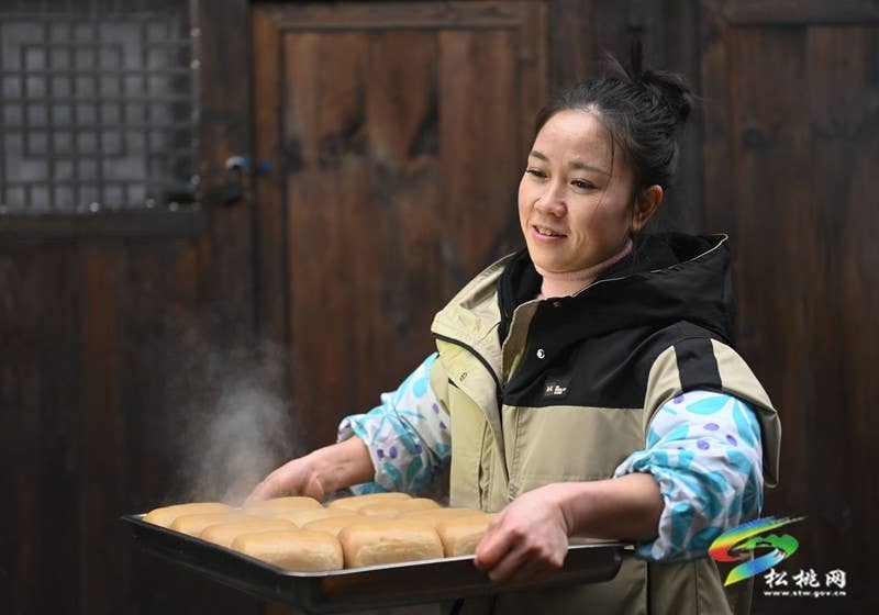 【新春走基层】松桃:米豆腐飘香迎新春