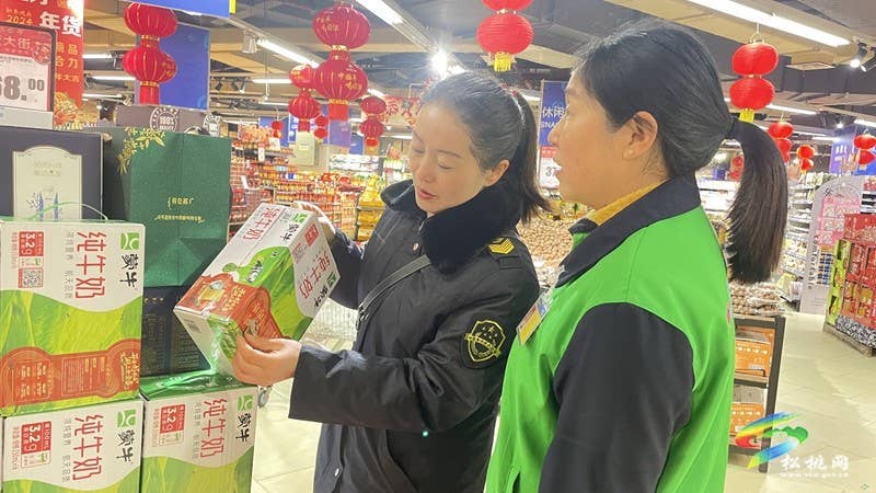 【新春走基层】松桃开展春节前食品安全专项检查及宣传活动