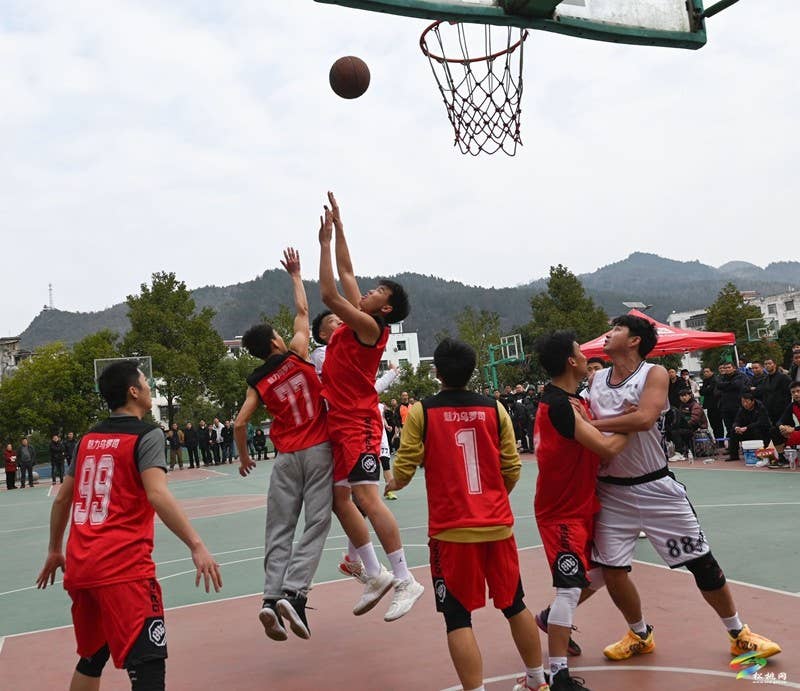 精彩！孟溪镇2024年“强村富民杯”篮球友谊赛开赛