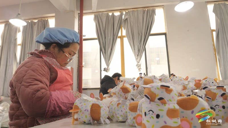 松桃：节后忙生产 冲刺“开门红”