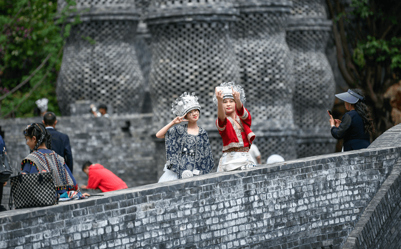黔西南：文旅融合秀出最炫民族风