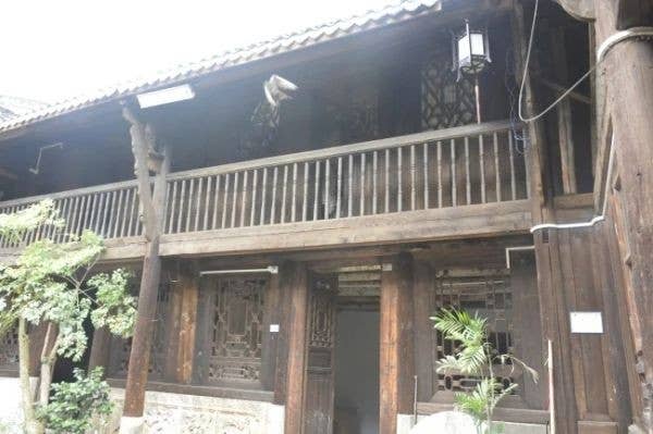 探寻隐匿在兴仁大山中的徽派古建筑