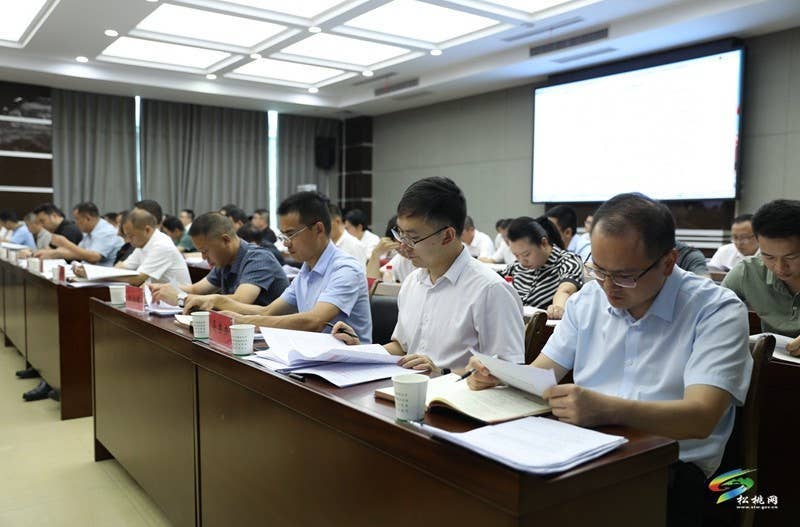 县委常委会2024年第16次会议召开