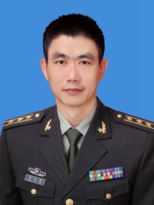 梁志新