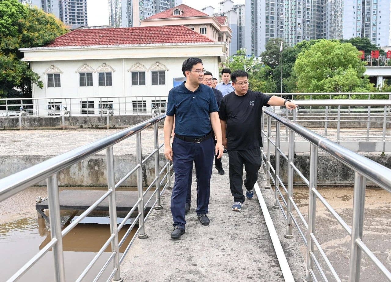 李作勋到松桃碧江宣讲党的二十届三中全会精神并开展生态日活动