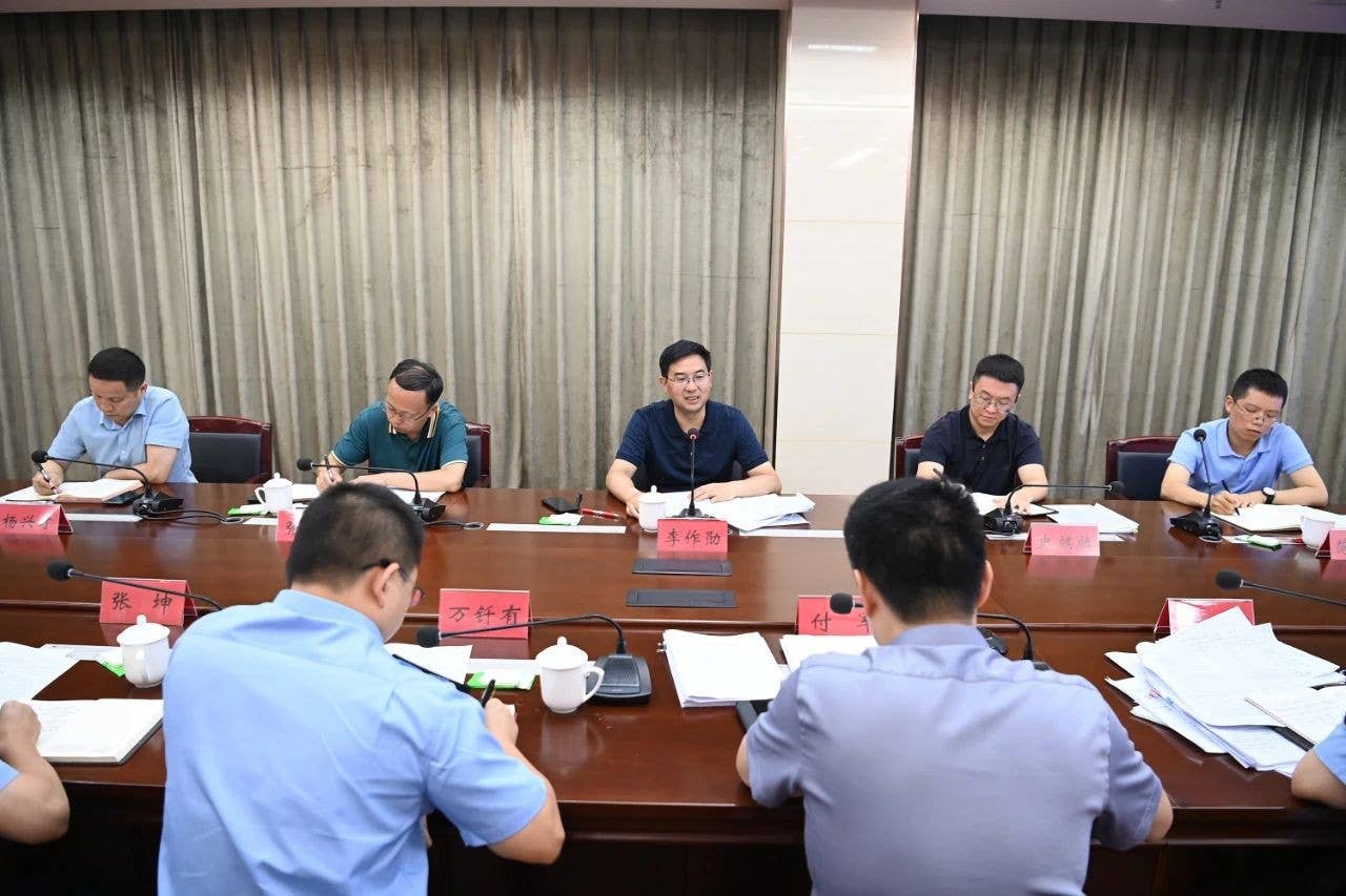 李作勋到松桃碧江宣讲党的二十届三中全会精神并开展生态日活动