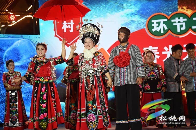 松桃村晚璀璨启幕  村村PK精彩连连