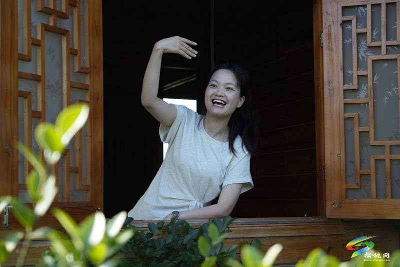 五一假期去哪嗨  黄板苗妹子生态园等你来
