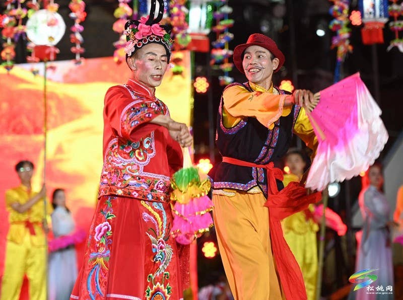 【吃贵州“晚饭”·看松桃村晚】松桃村晚第九期：矮塞与滥泥的激情碰撞 乡村魅力尽显