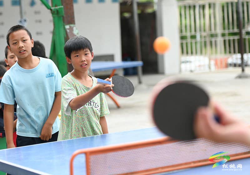 乌罗镇小河村完小：奋力托起35个乡村孩子的求学梦