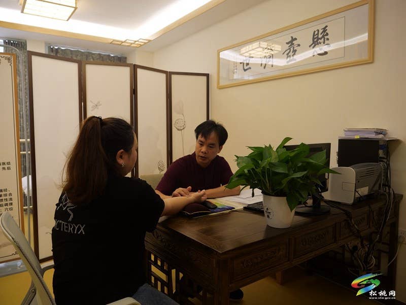 我县妇幼保健院妇孺国医堂揭牌开诊