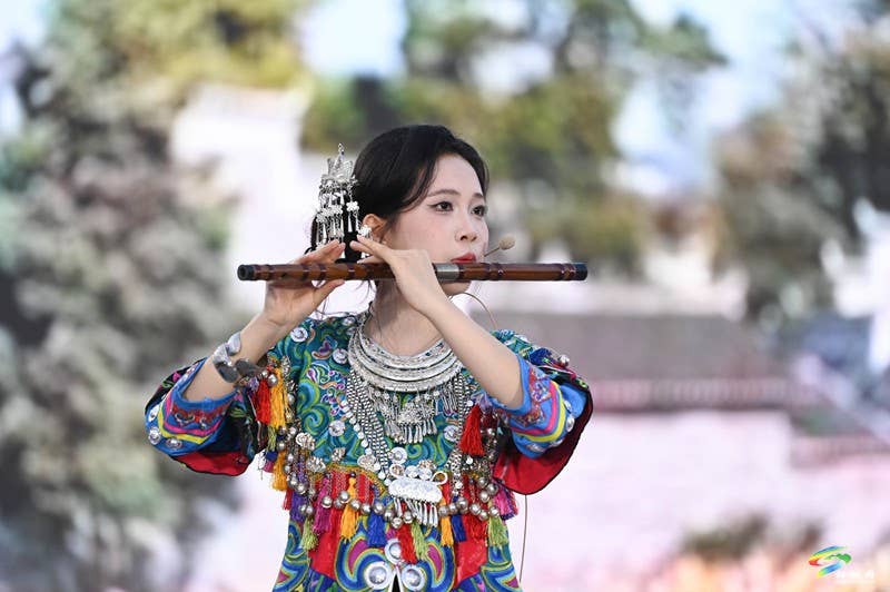 【吃贵州“晚饭”·看松桃村晚】生态赋能乡村振兴 松桃村晚奏响绿色新乐章