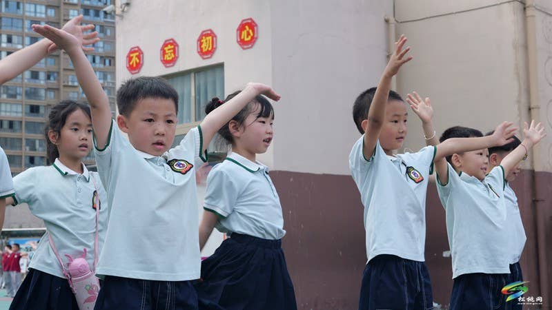 萌娃探校初体验 幼小衔接促成长