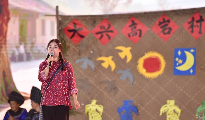 【吃贵州“晚饭”·看松桃村晚】 松桃村晚持续升温：大兴街道与平头镇激情对决
