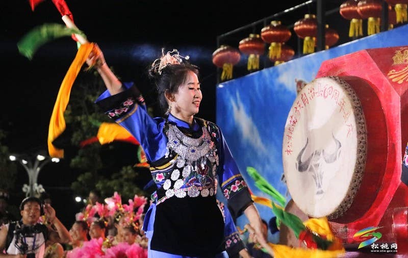 【吃贵州“晚饭”·看松桃村晚】松桃村晚：第五场村村PK小组晋级赛  四村竞秀展风采