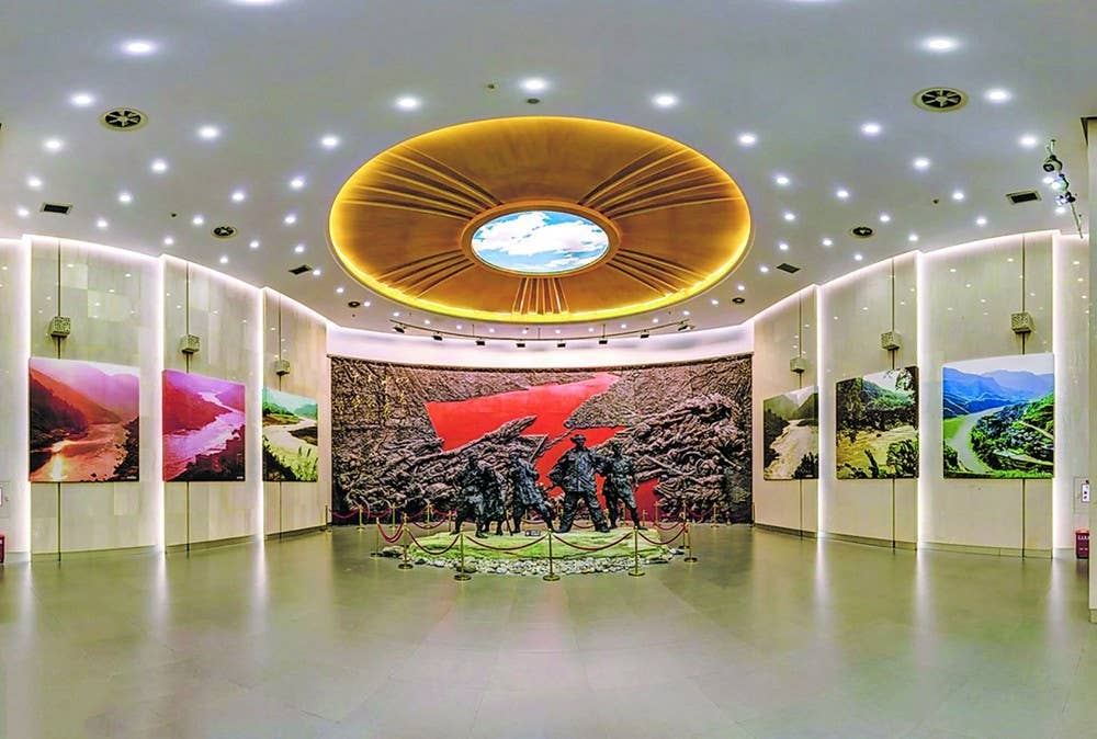《贵州日报》刊登乾兴平署名文章：走好新时代的长征路 写好中国式现代化贵州篇章｜纪念遵义会议召开90周年