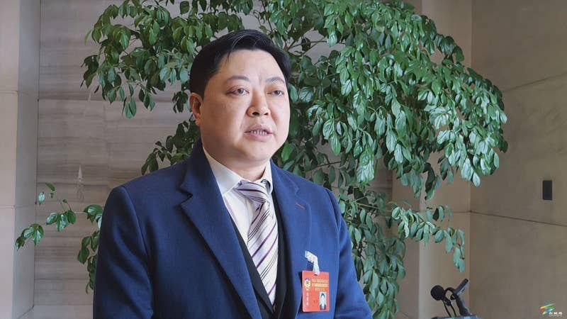 政协委员分组讨论 建言献策共谋新篇