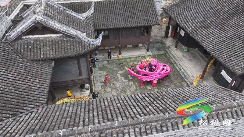 寨英亮绝活、展才艺  备战第二场村晚
