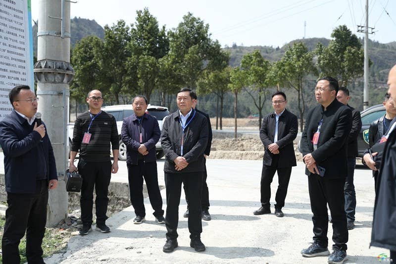 县人大常委会开展2025年全县重点项目推进情况视察