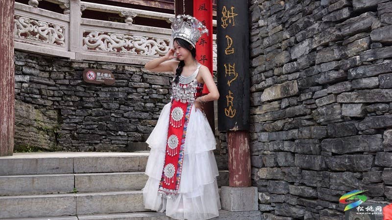 【网络中国节·清明】松桃苗王城:清明假期人气火爆 游客纷至沓来