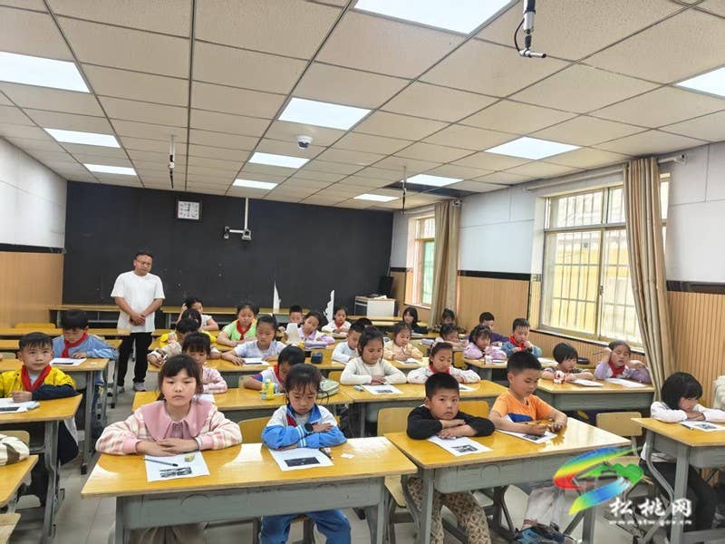 妙隘乡完小举行学生现场作文大赛