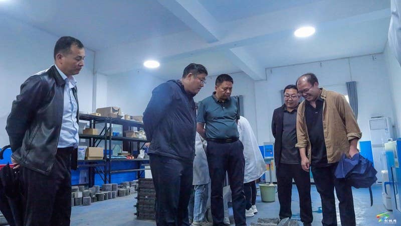 吴廷友检查地质灾害隐患防治及安全生产工作