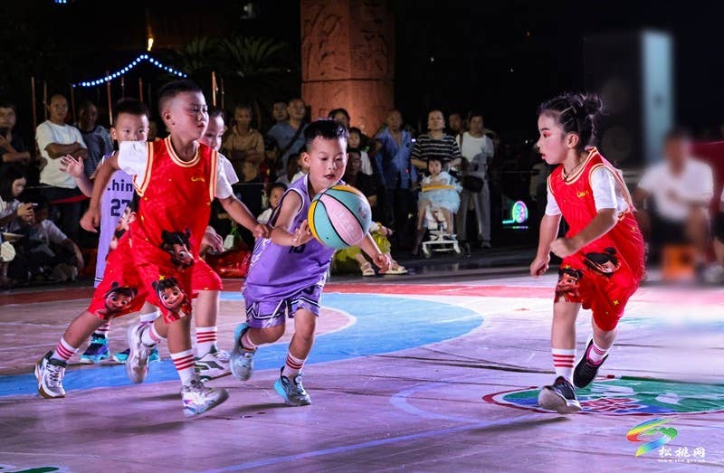 松桃鸿合伟才幼儿园：篮球嘉年华里的童趣与成长
