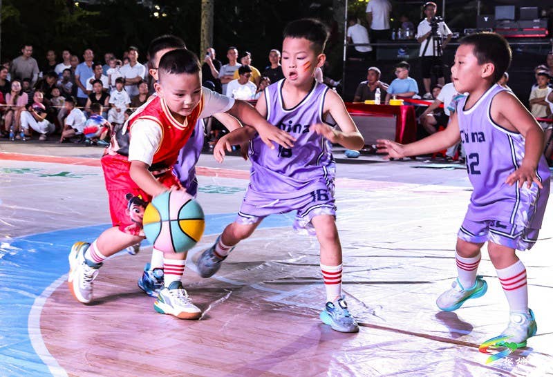 松桃鸿合伟才幼儿园：篮球嘉年华里的童趣与成长