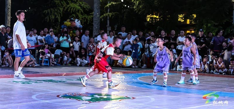 松桃鸿合伟才幼儿园：篮球嘉年华里的童趣与成长