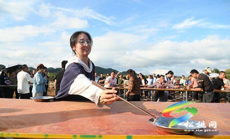 【吃贵州“晚饭”·看松桃村晚】松桃村晚·且听泥喃：走进黄板镇珍珠花生的“花样年华”