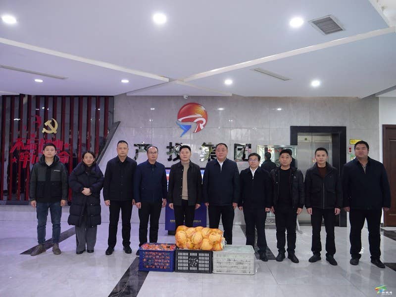 陈琪吴廷友率队走访慰问县财税金融机构