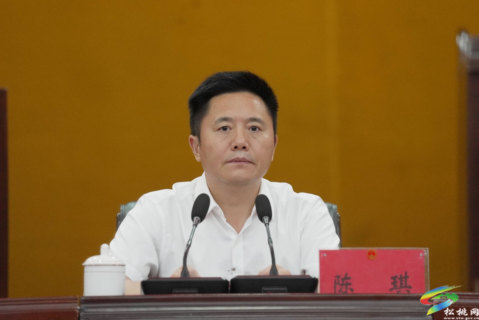 松桃苗族自治县第十七届人民代表大会第六次会议党员大会召开
