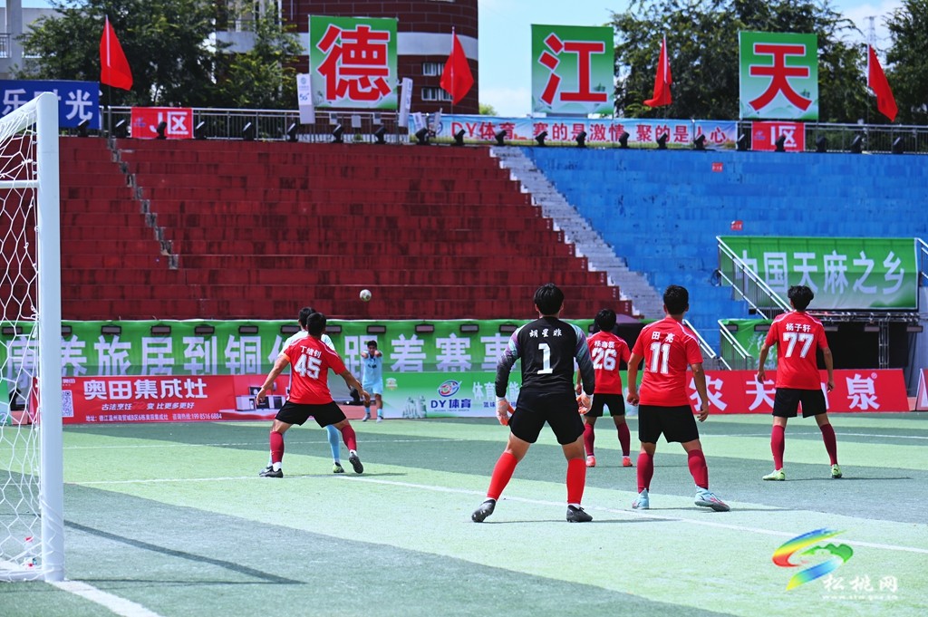 新赛季梵超吹响号角！松桃苗医康养队首战告捷