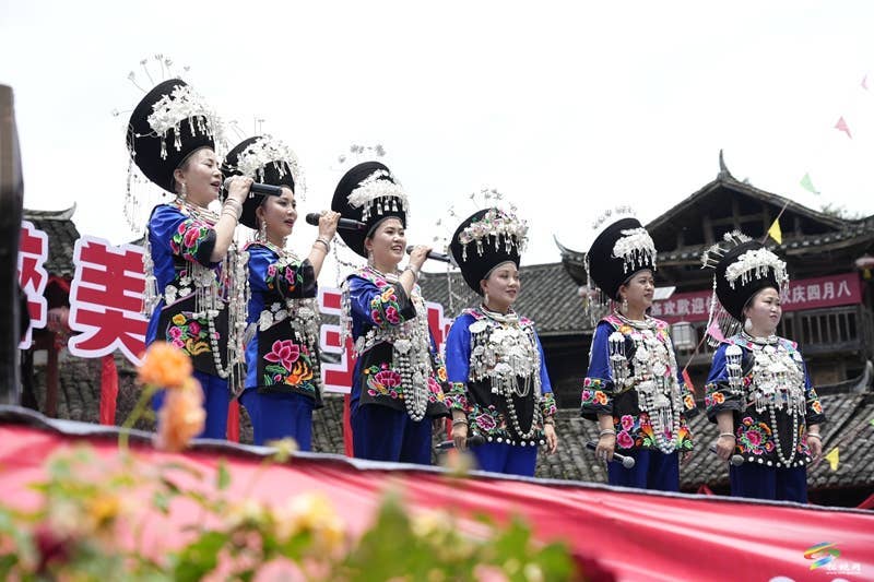 松桃：好戏连“城”  欢度苗族四月八